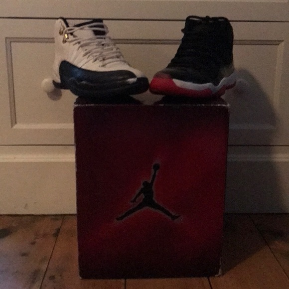 Jordan 11/12 countdown pack Bred 11s - Picture 1 of 8